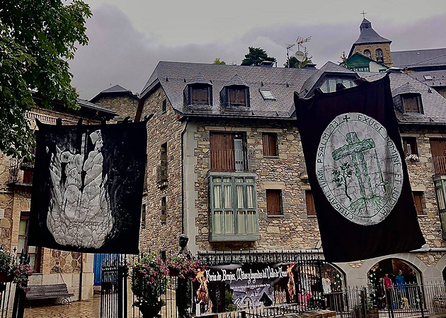 Thumbnail Witches, Myths and Legends Fair of the Tena Valley (Sallent de Gállego)