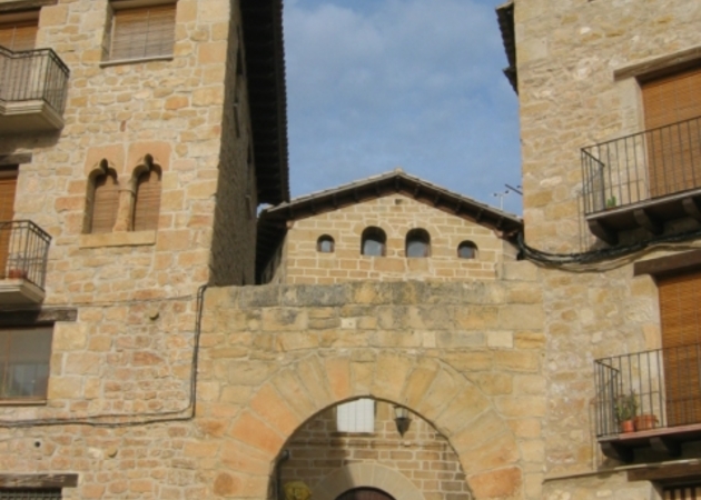 Image gallery Valderrobres Portal (Cretes) 1