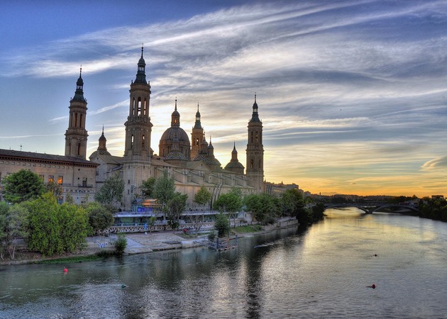 Image gallery Cathedral-Basilica of Our Lady of the Pillar 1