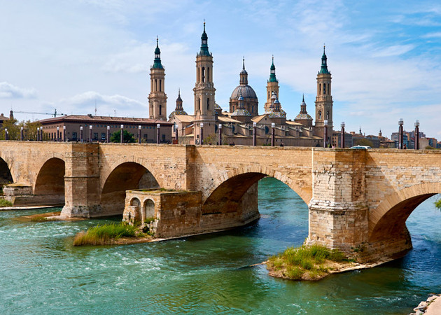 Image gallery Stone Bridge (Zaragoza) 1