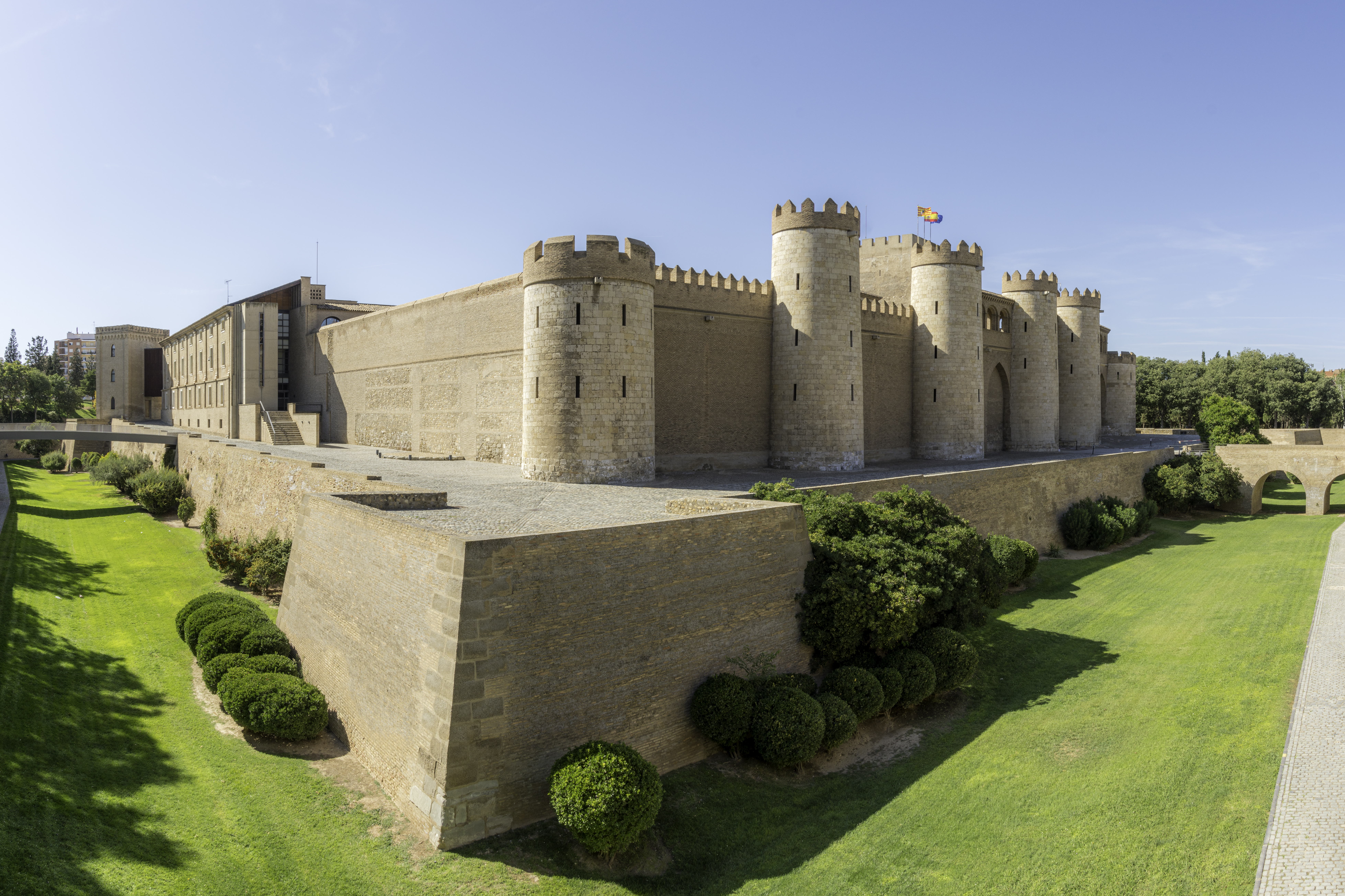 Thumbnail Aljafería Palace (Zaragoza)