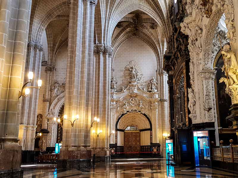 Thumbnail Cathedral of the Savior of Zaragoza
